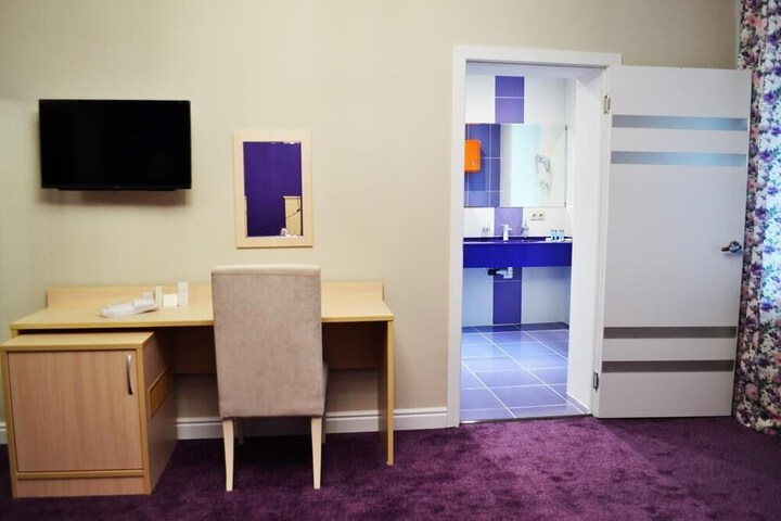 Room 26 of 53