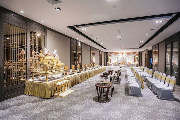 Ballroom/Hall 99 of 129