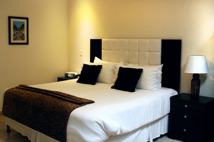 Room 12 of 85