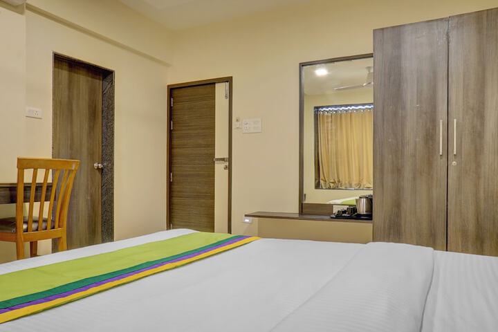 Room 14 of 29
