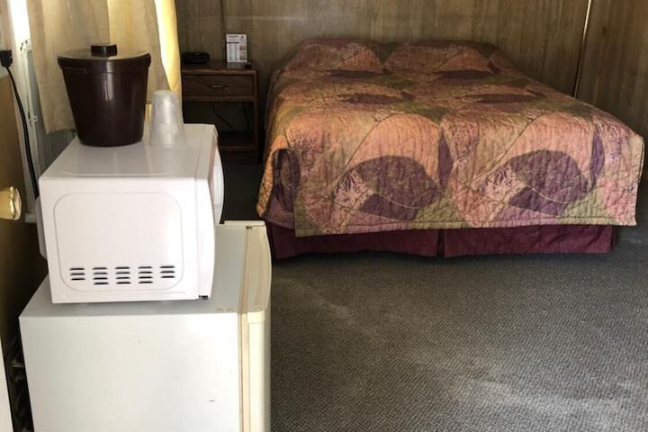 Room 7 of 19