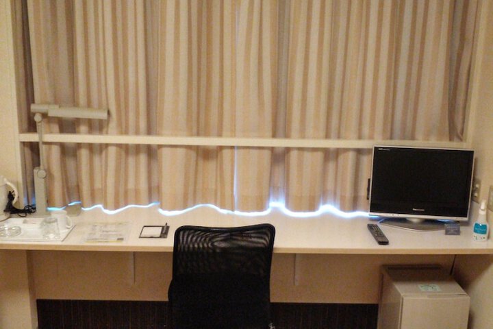 Room 7 of 34