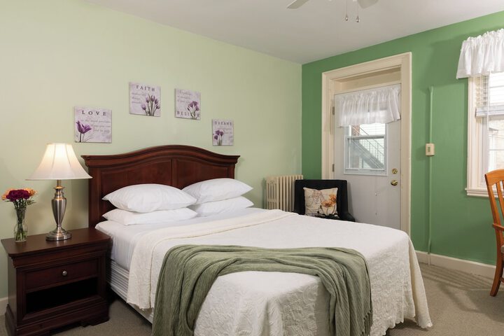 Room 9 of 55