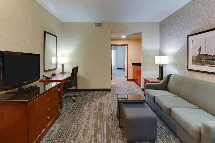 Room 18 of 40