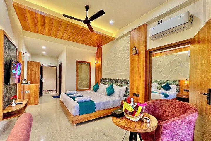 Room 15 of 46