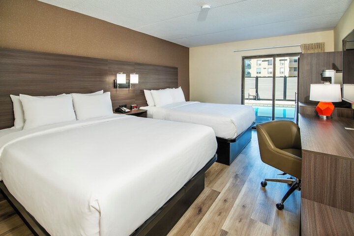 Room 20 of 38