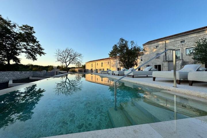 The B luxury countryside