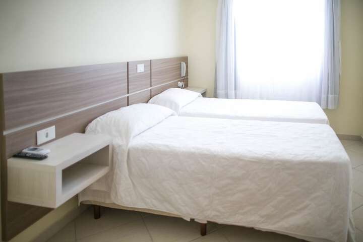 Room 21 of 57