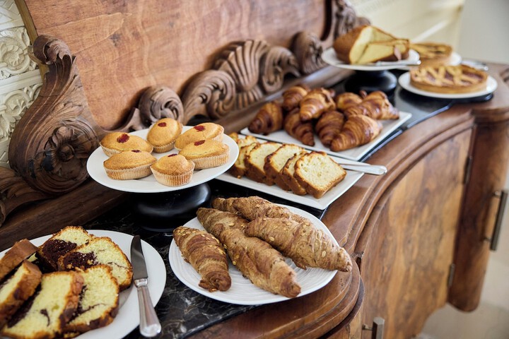 Breakfast/Coffee Service 43 of 66