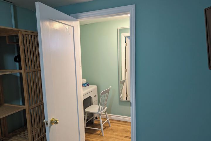 Room 52 of 75