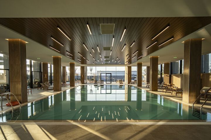 Pool 33 of 101
