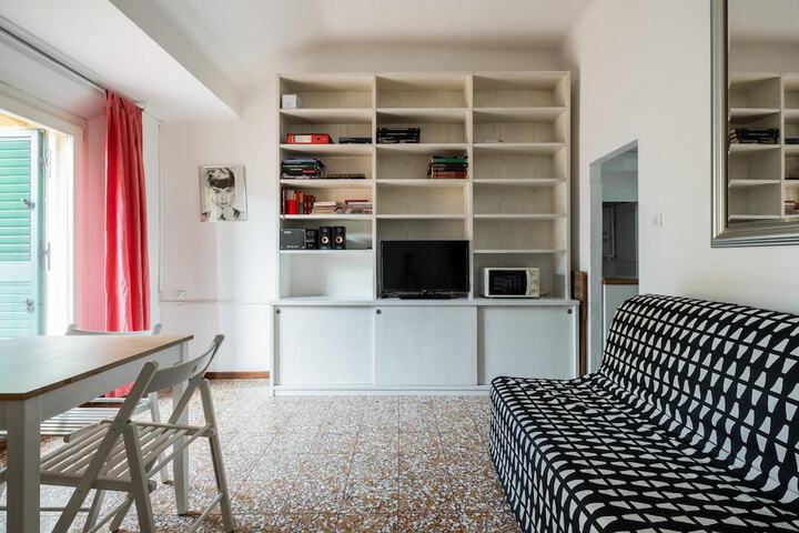 Room 4 of 19