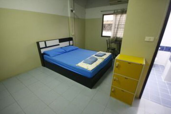 Room 26 of 47