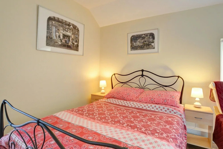 Spacious Holiday Home in Felindre With Garden