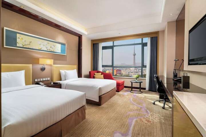 Room 7 of 49
