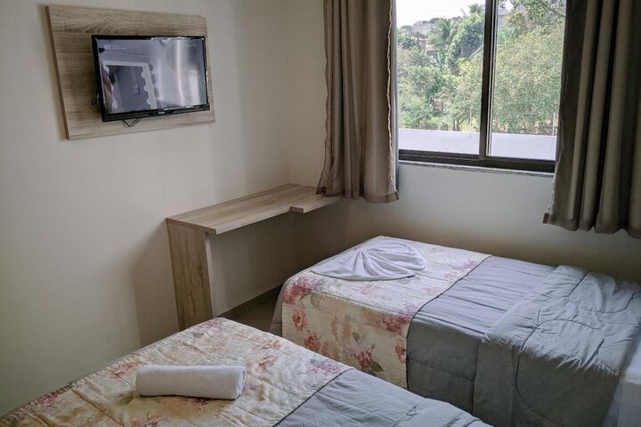 Room 33 of 63