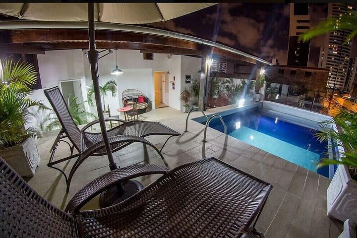 Pool 15 of 27