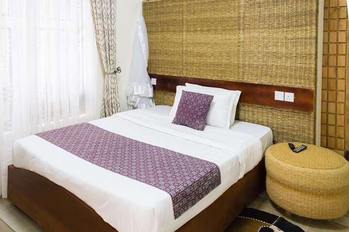Room 10 of 50