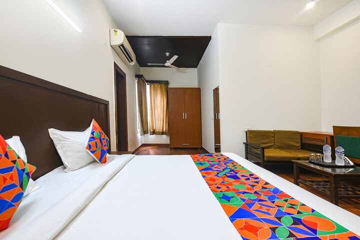 Room 20 of 36