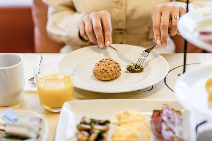 Breakfast/Coffee Service 100 of 118