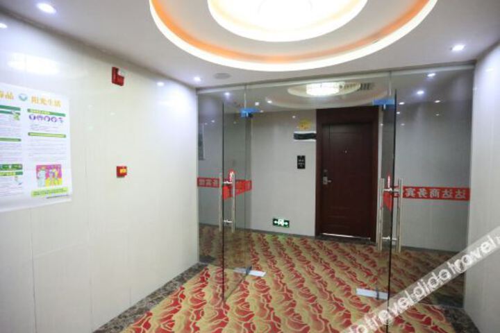 Hotel Interior 27 of 52