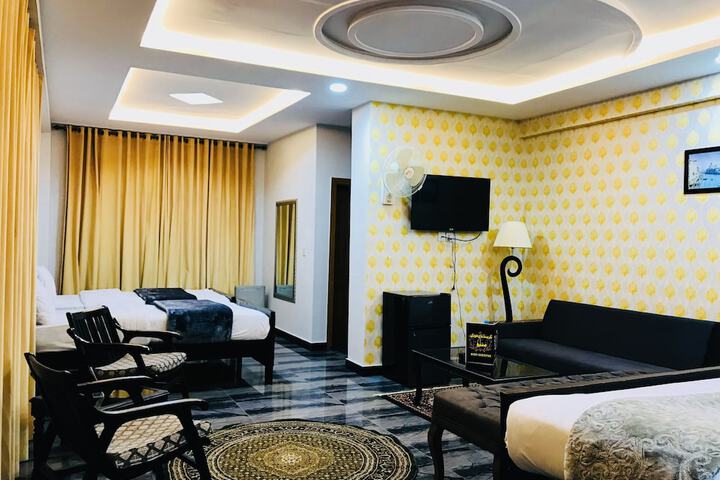 Room 27 of 87