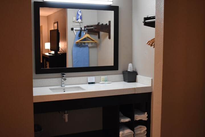 Bathroom amenities