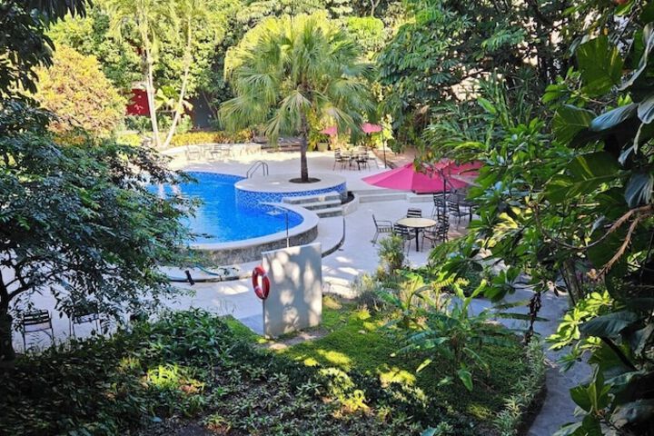 Pools & Facilities