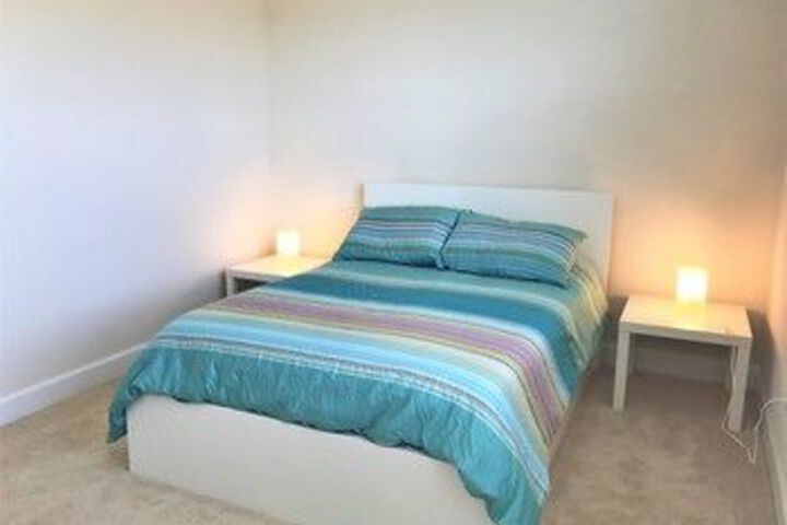 Room 90 of 279