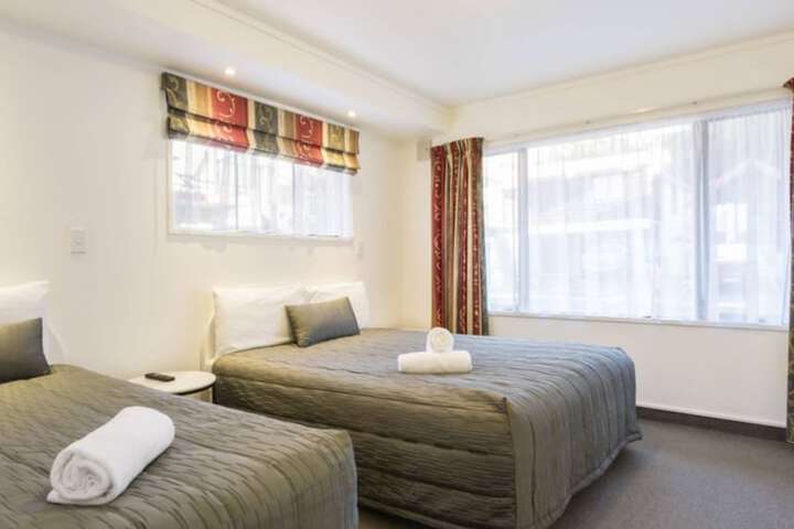 Room 9 of 53