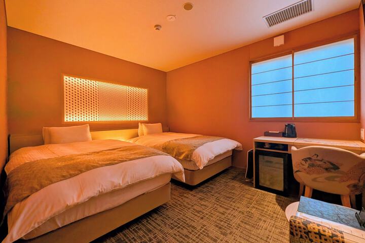 Room 77 of 138