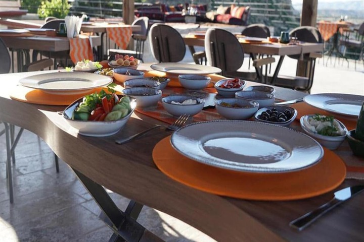 Breakfast/Coffee Service 89 of 110
