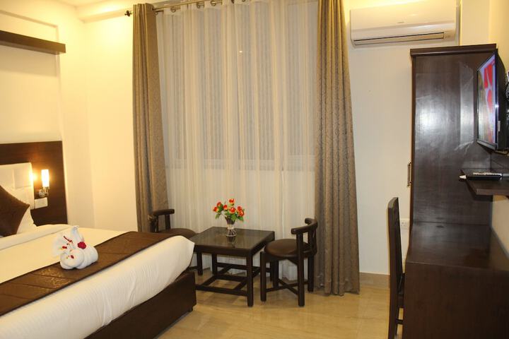 Room 15 of 97