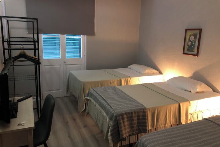 Room 13 of 39
