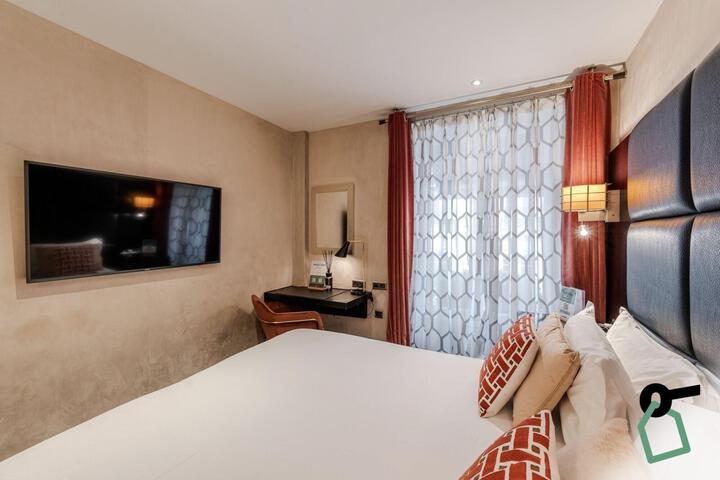 Room 50 of 127