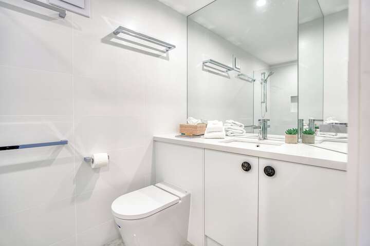 Room 15 of 24