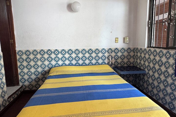 Room 12 of 23