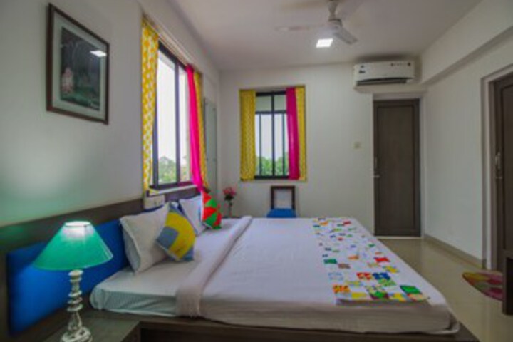 Room 15 of 25