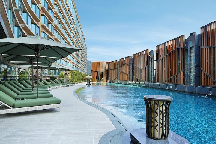 Pool Hotel