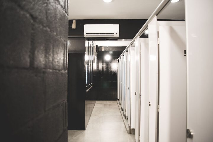 Room 22 of 39
