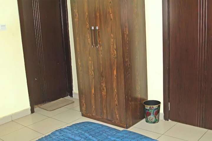 Room 3 of 42