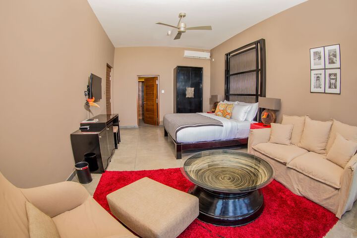 Room 14 of 72