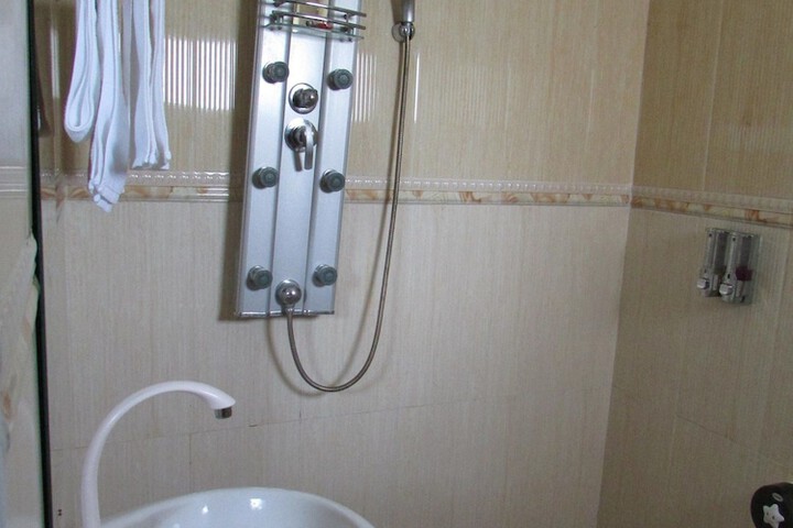 Room 5 of 29