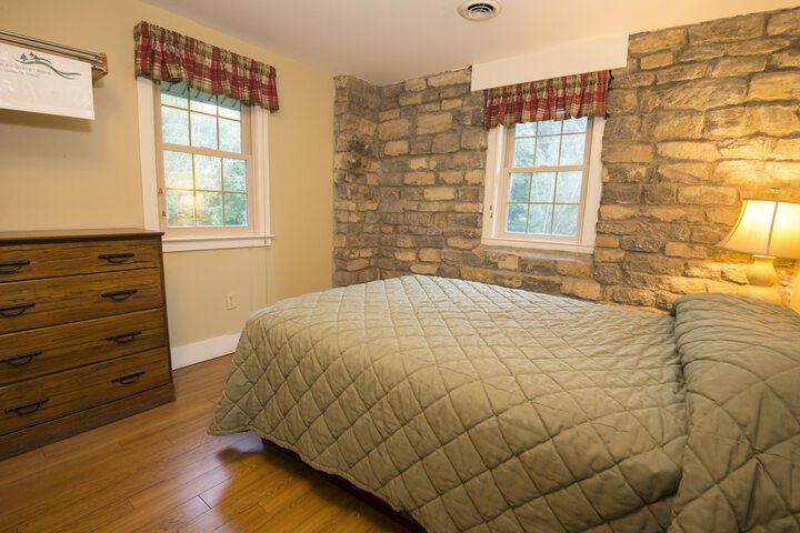 Room 17 of 121