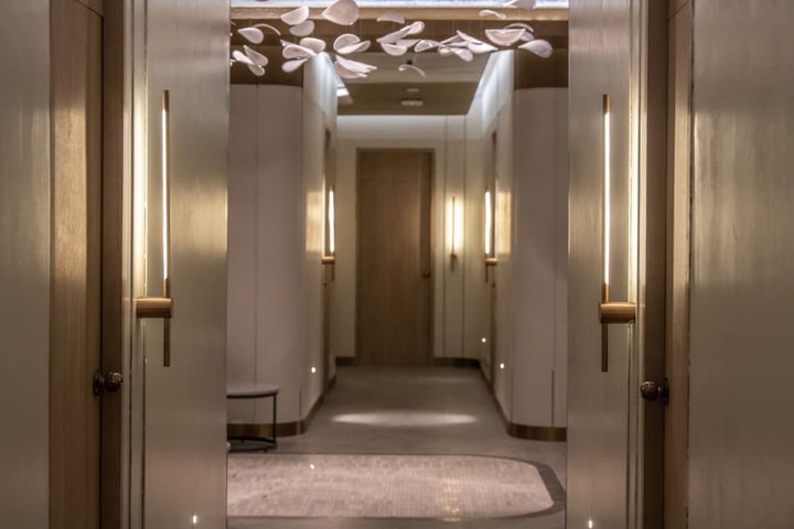 Hotel Interior 64 of 108