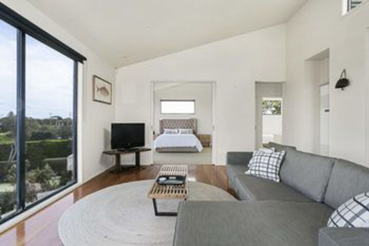 Room 21 of 21
