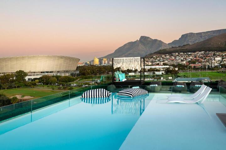 O Two Hotel - Mouille Point