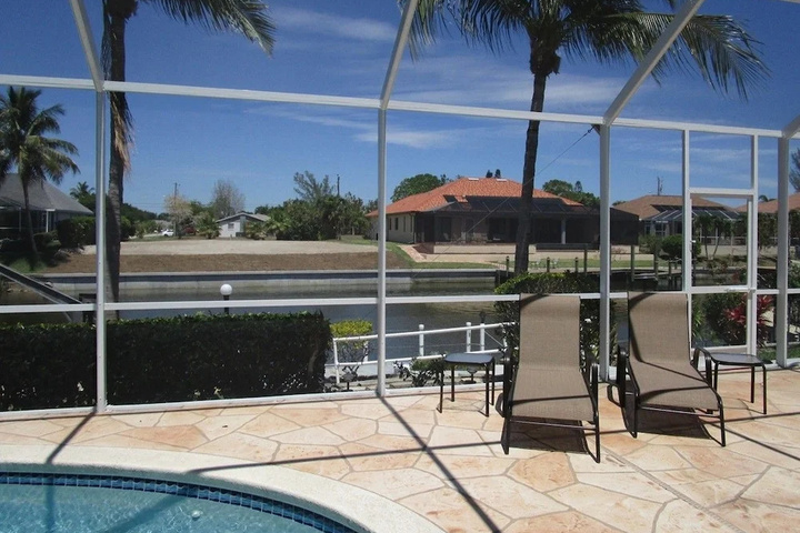 Pool 7 of 12