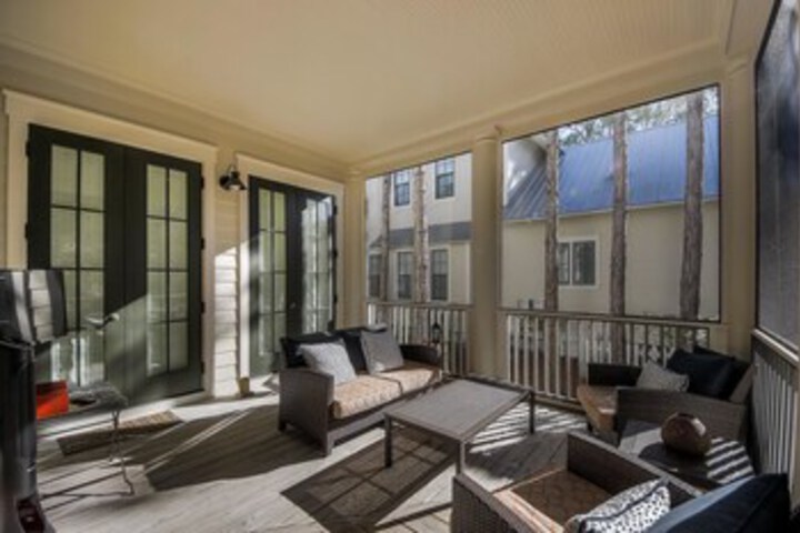 Terrace/Patio 31 of 33
