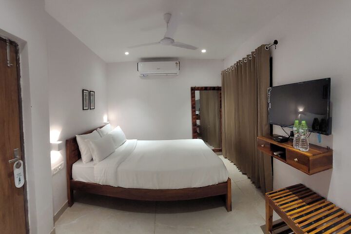Room 10 of 49